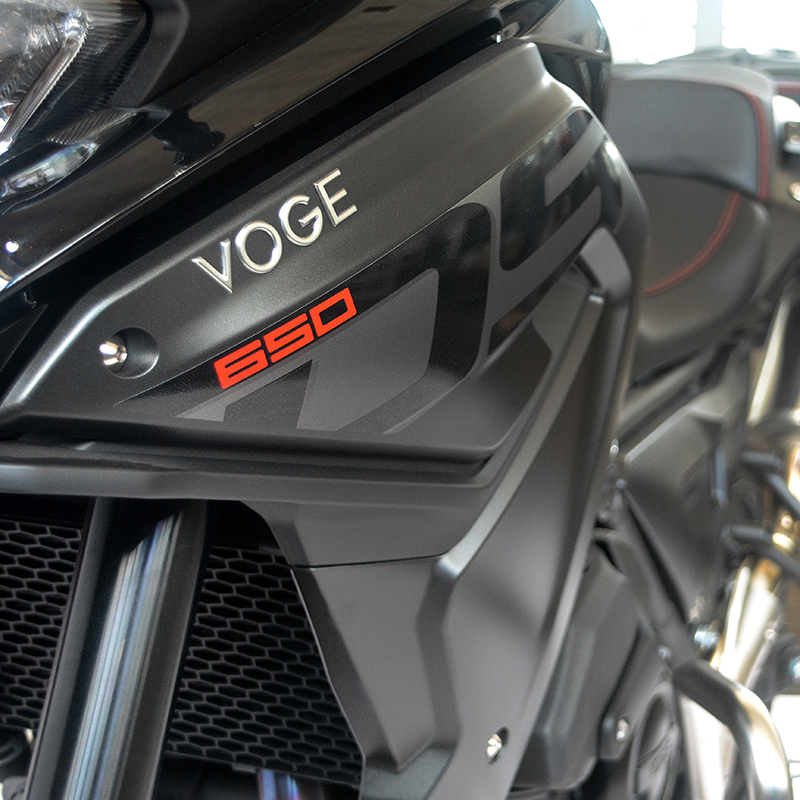 VOGE 650DSX ZWART @ VOGE MOTORCYCLES BENELUX